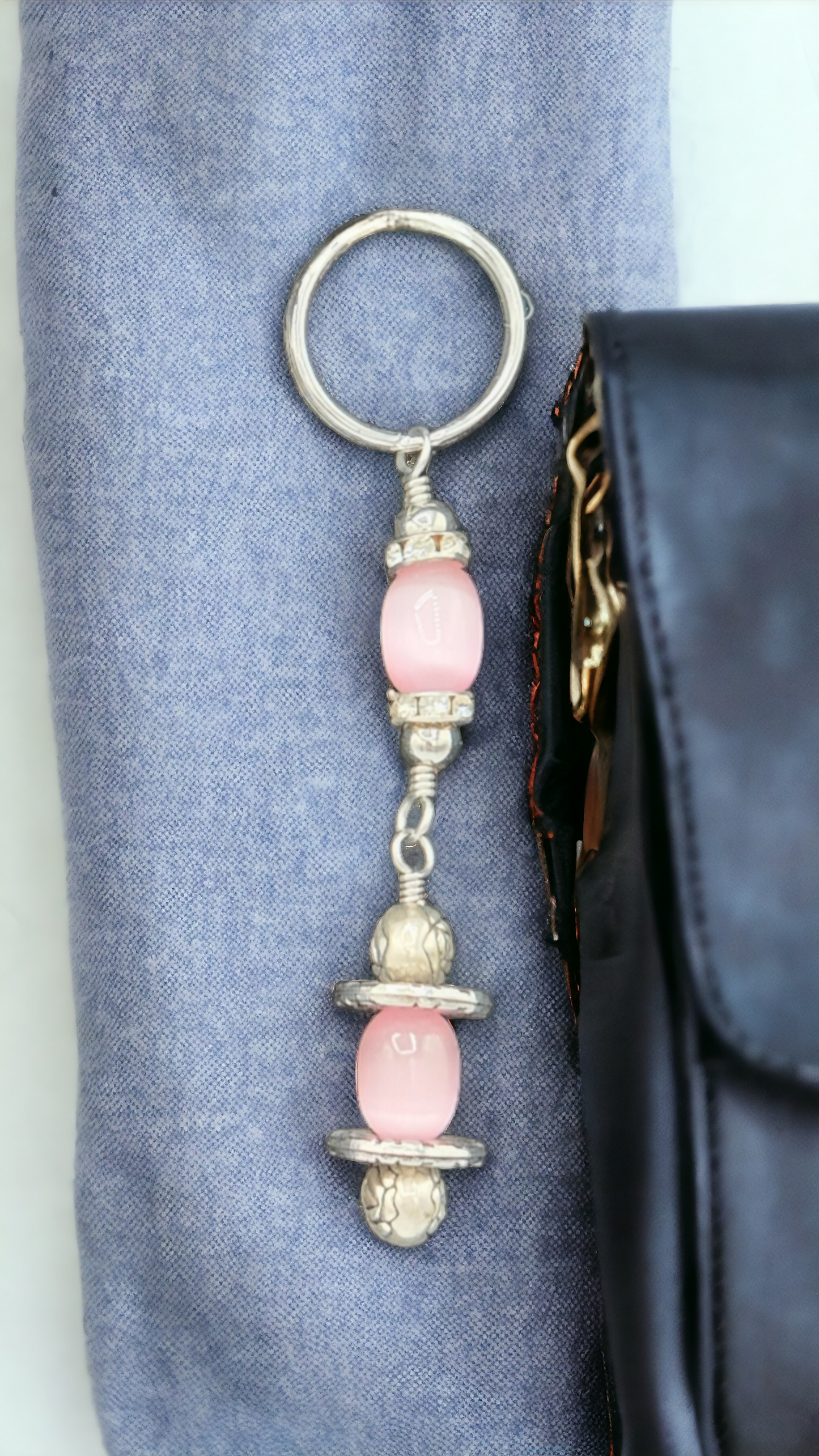 Dangle (Keychain/Zipper Pull)