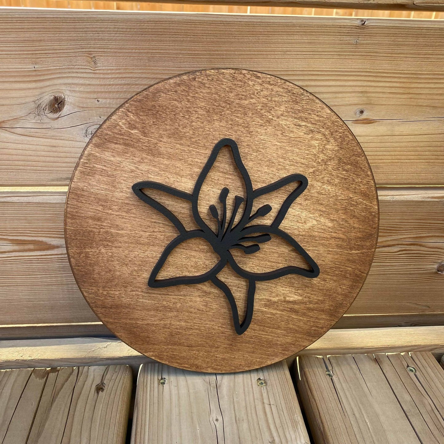 Lily 3D Circle Sign - 10"