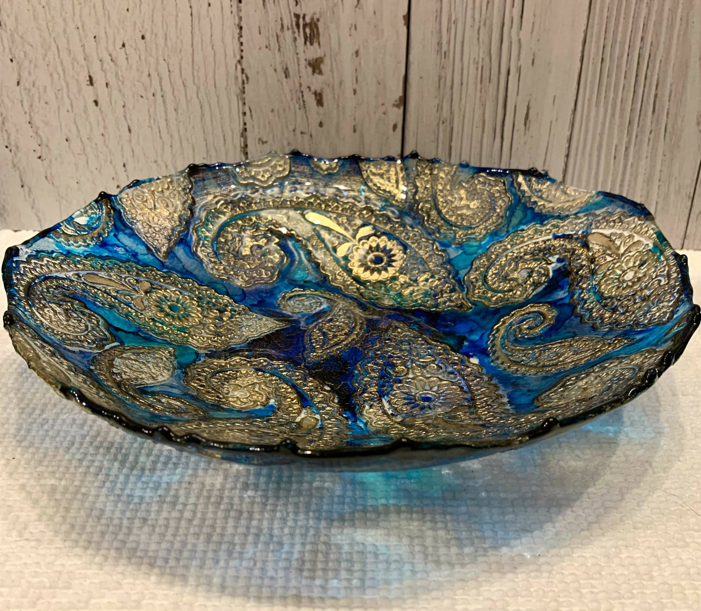 DECORATIVE BOWL