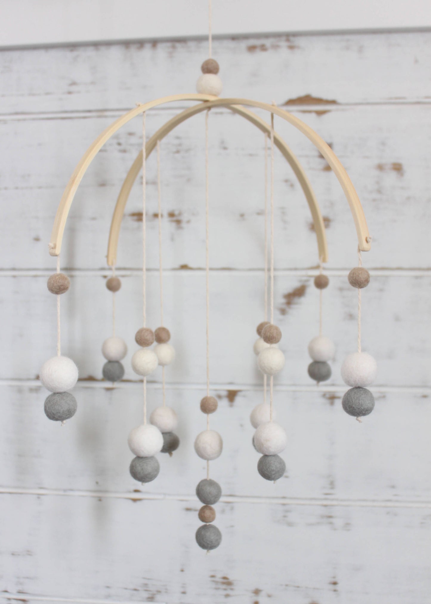 Baby Mobile: Light Neutrals