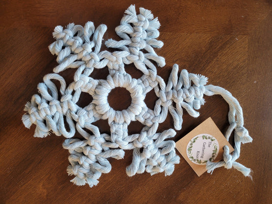 Macramé Christmas Ornament Snowflake